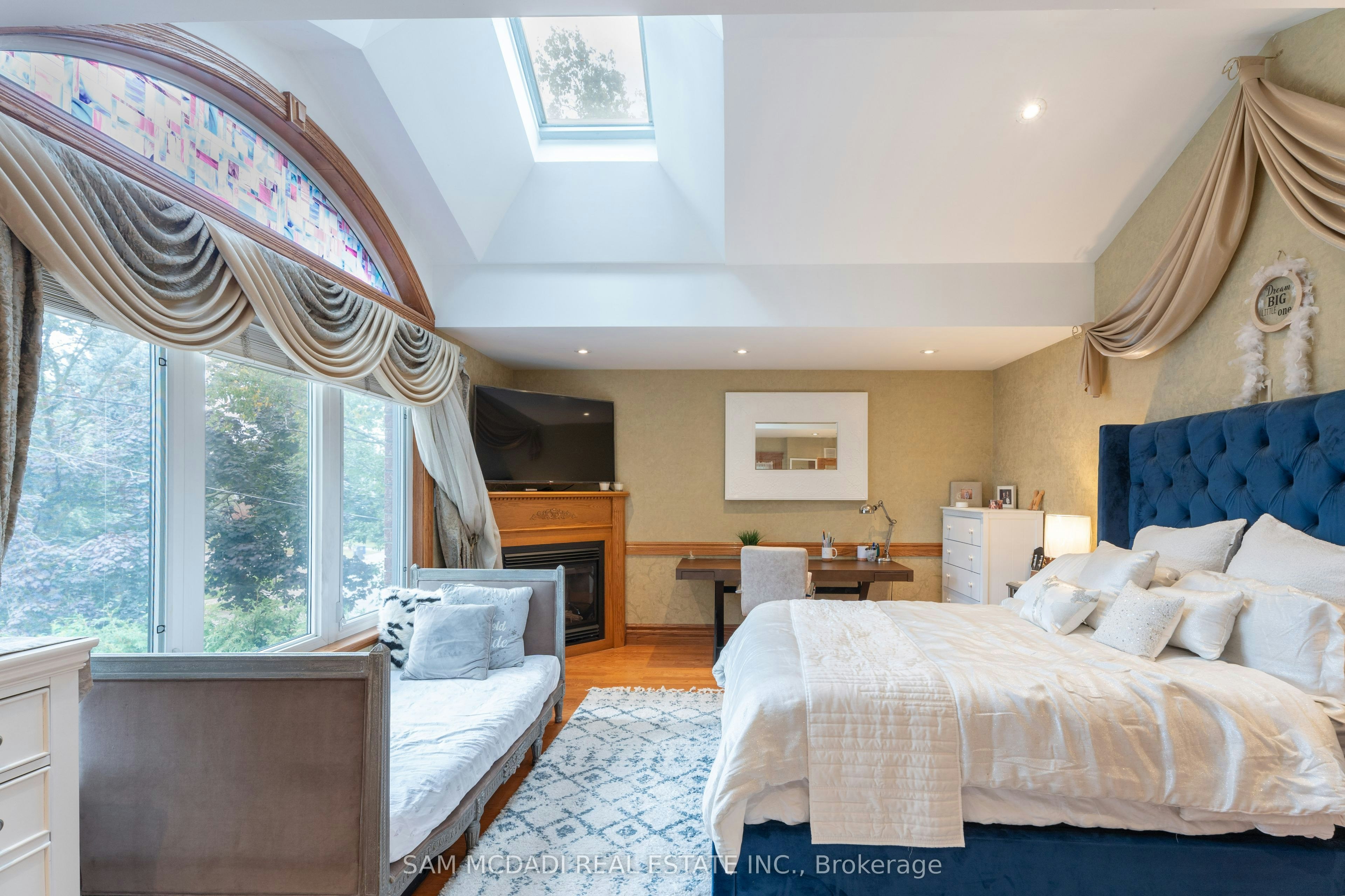 2221 Greenhurst Avenue, Mississauga, ON, L4X 1J5 - 28