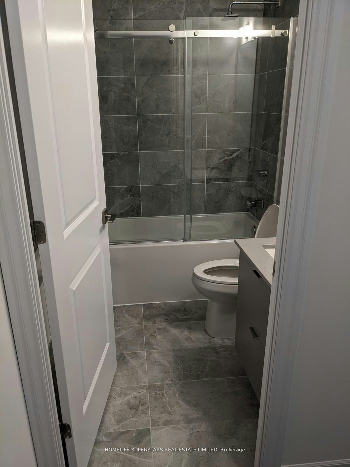 2110-30 Elm Drive W, Mississauga, ON, L5B 0N6 - 10