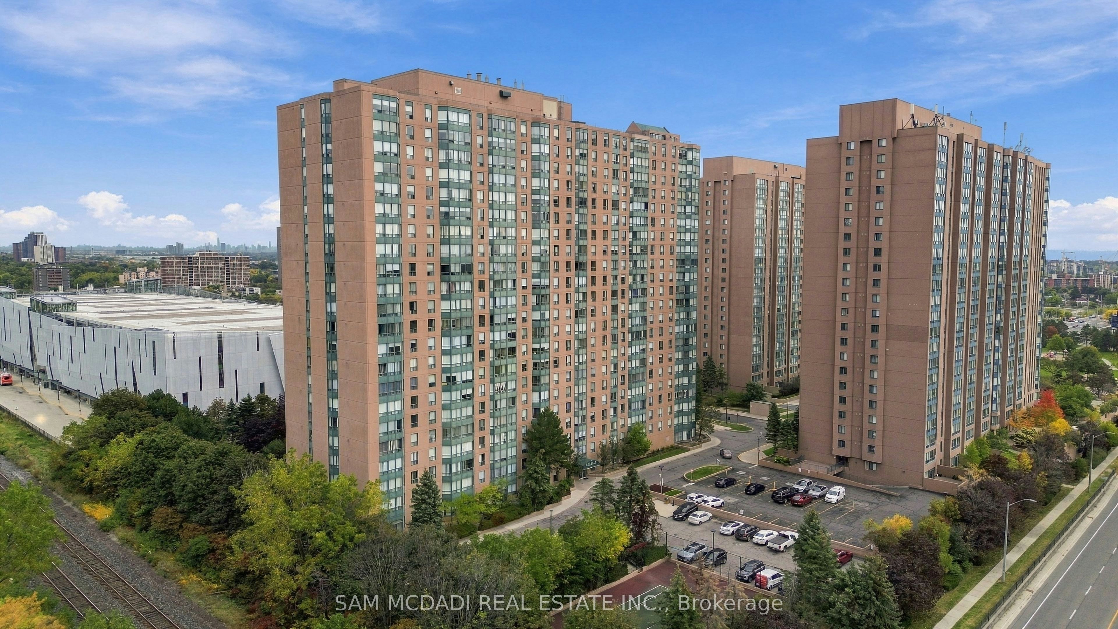 510-135 Hillcrest Avenue, Mississauga, ON, L5B 4B1