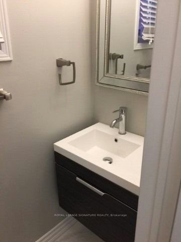Upper-7092 Walworth Court, Mississauga, ON, L5N 7L4 - 9