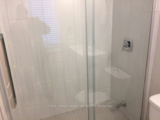 Upper-7092 Walworth Court, Mississauga, ON, L5N 7L4 - 17