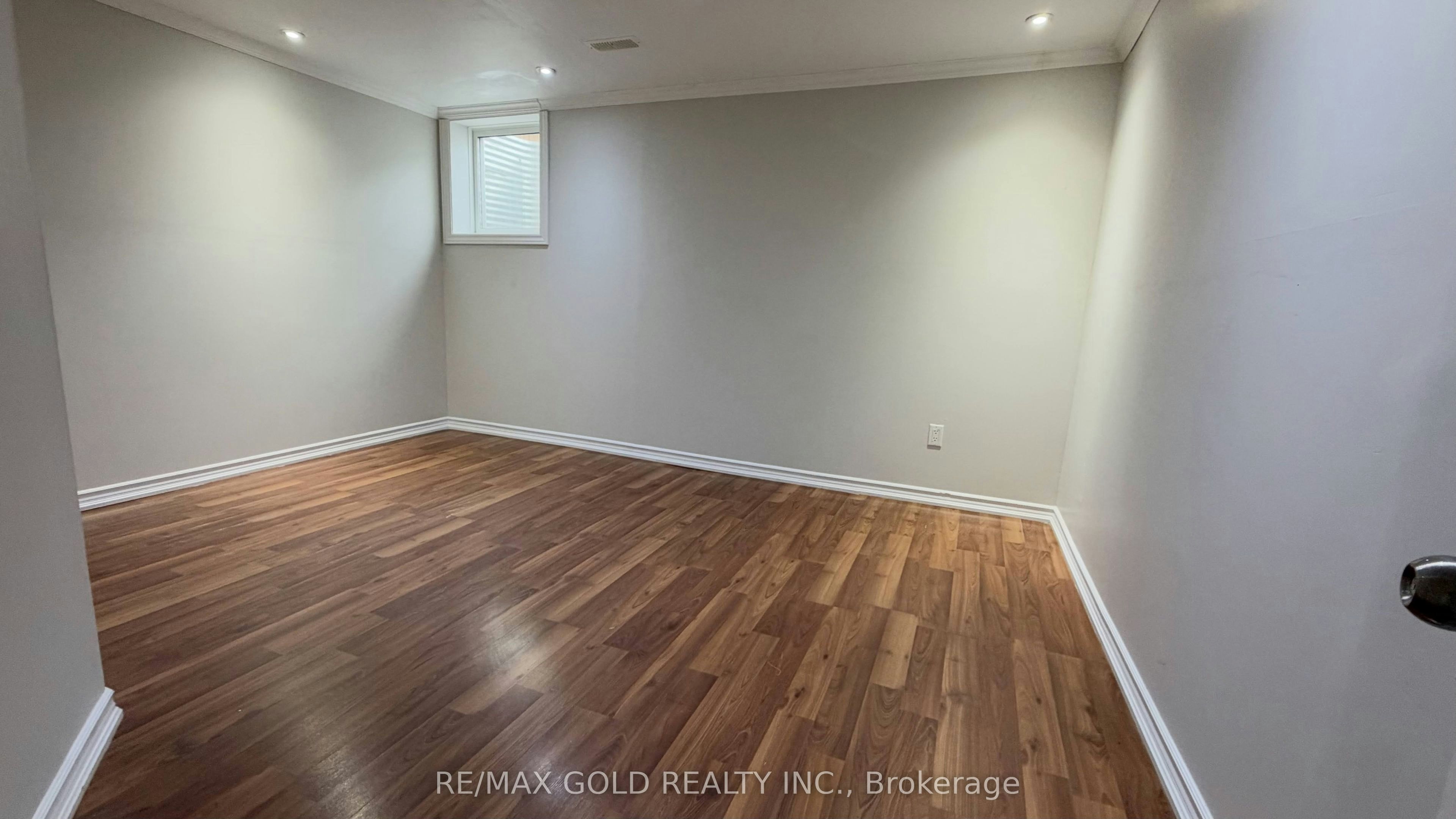 244 Brisdale Drive, Brampton, ON, L7A 2T3 5