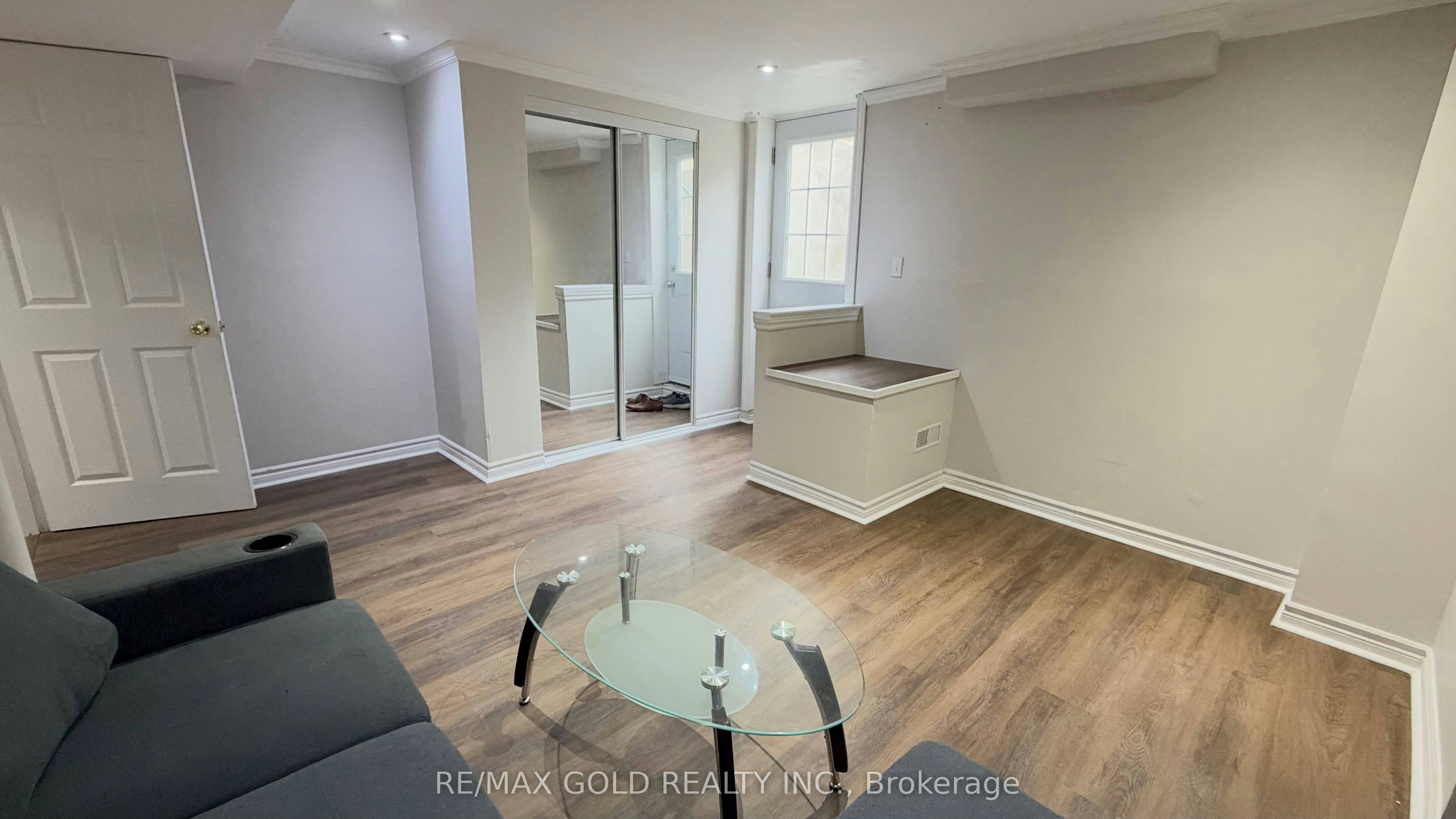 244 Brisdale Drive, Brampton, ON, L7A 2T3 3