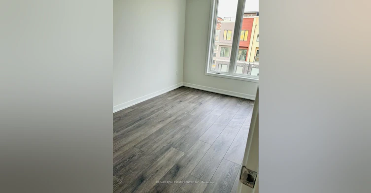 410 3401 Ridgeway Drive, Mississauga, ON, L5L 0B9 - 9