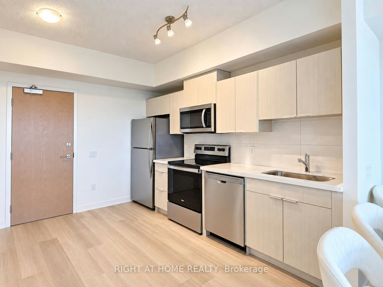 714-2825 Jane Street, Toronto, ON, M3N 0A8 - 9