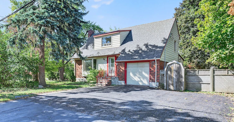 Main-78 Harold Street, Brampton, ON, L6Y 1E4