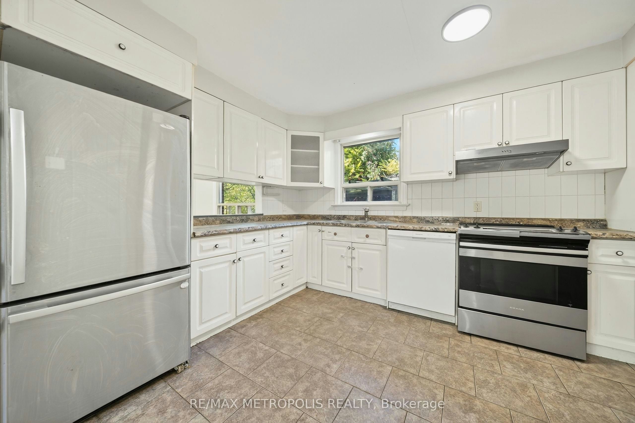 Main-78 Harold Street, Brampton, ON, L6Y 1E4 - 10