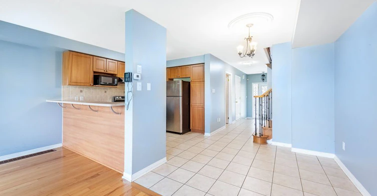 22 Bay Breeze Drive, Brampton, ON, L6R 0M1 - 10