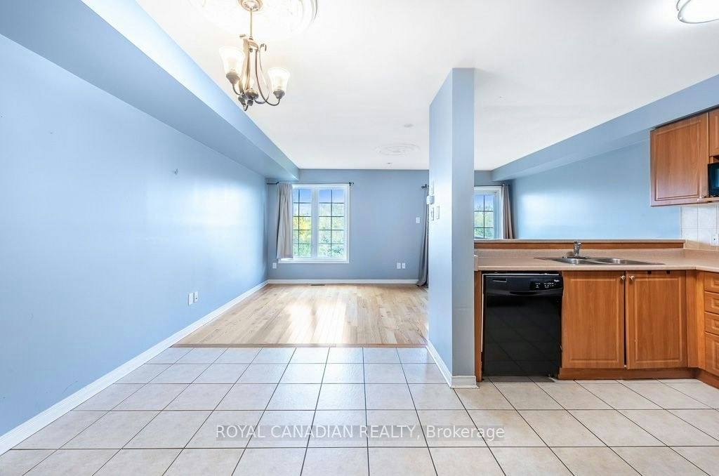 22 Bay Breeze Drive, Brampton, ON, L6R 0M1 - 12
