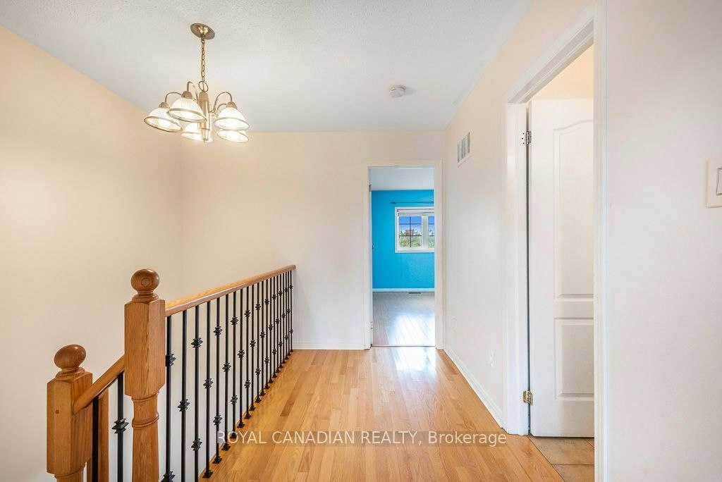 22 Bay Breeze Drive, Brampton, ON, L6R 0M1 - 21