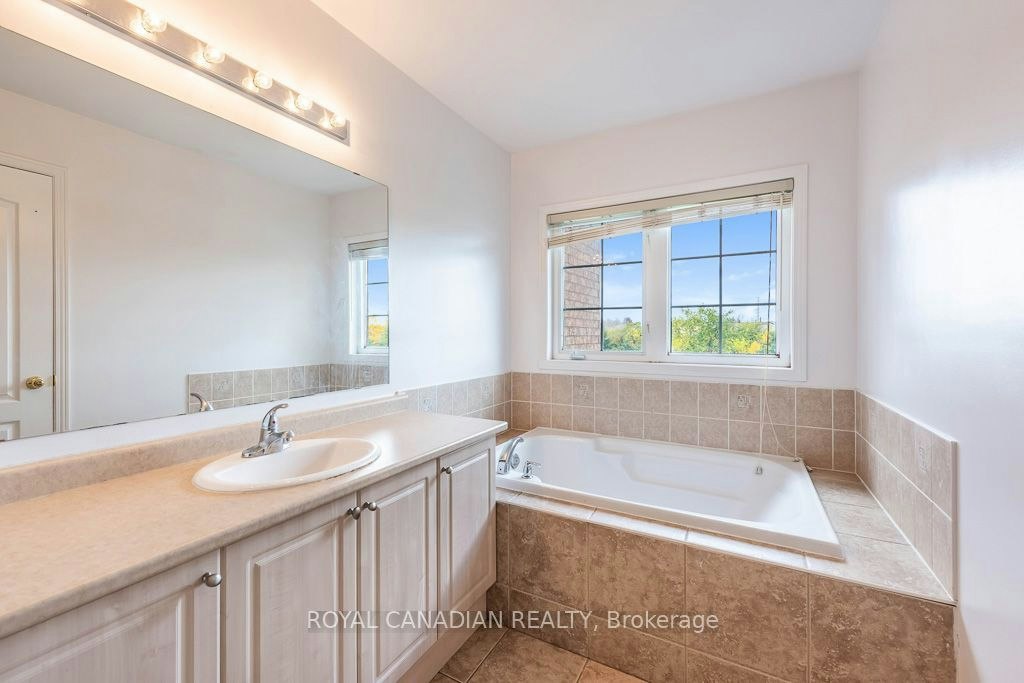 22 Bay Breeze Drive, Brampton, ON, L6R 0M1 - 32