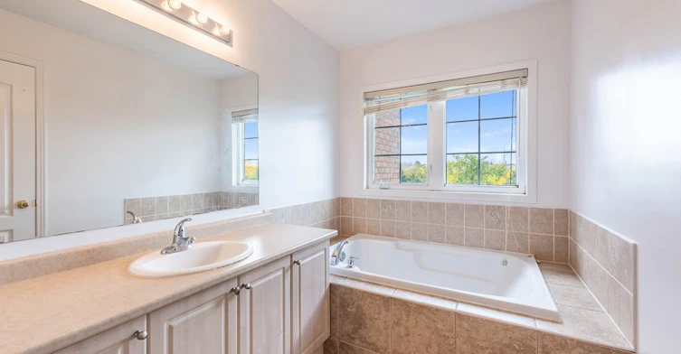 22 Bay Breeze Drive, Brampton, ON, L6R 0M1 - 32