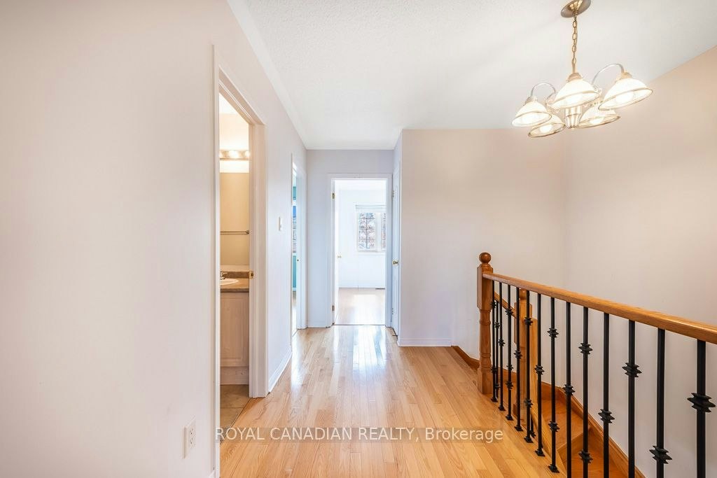 22 Bay Breeze Drive, Brampton, ON, L6R 0M1 - 20