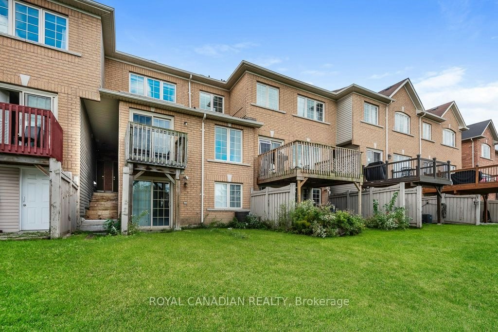 22 Bay Breeze Drive, Brampton, ON, L6R 0M1 - 38