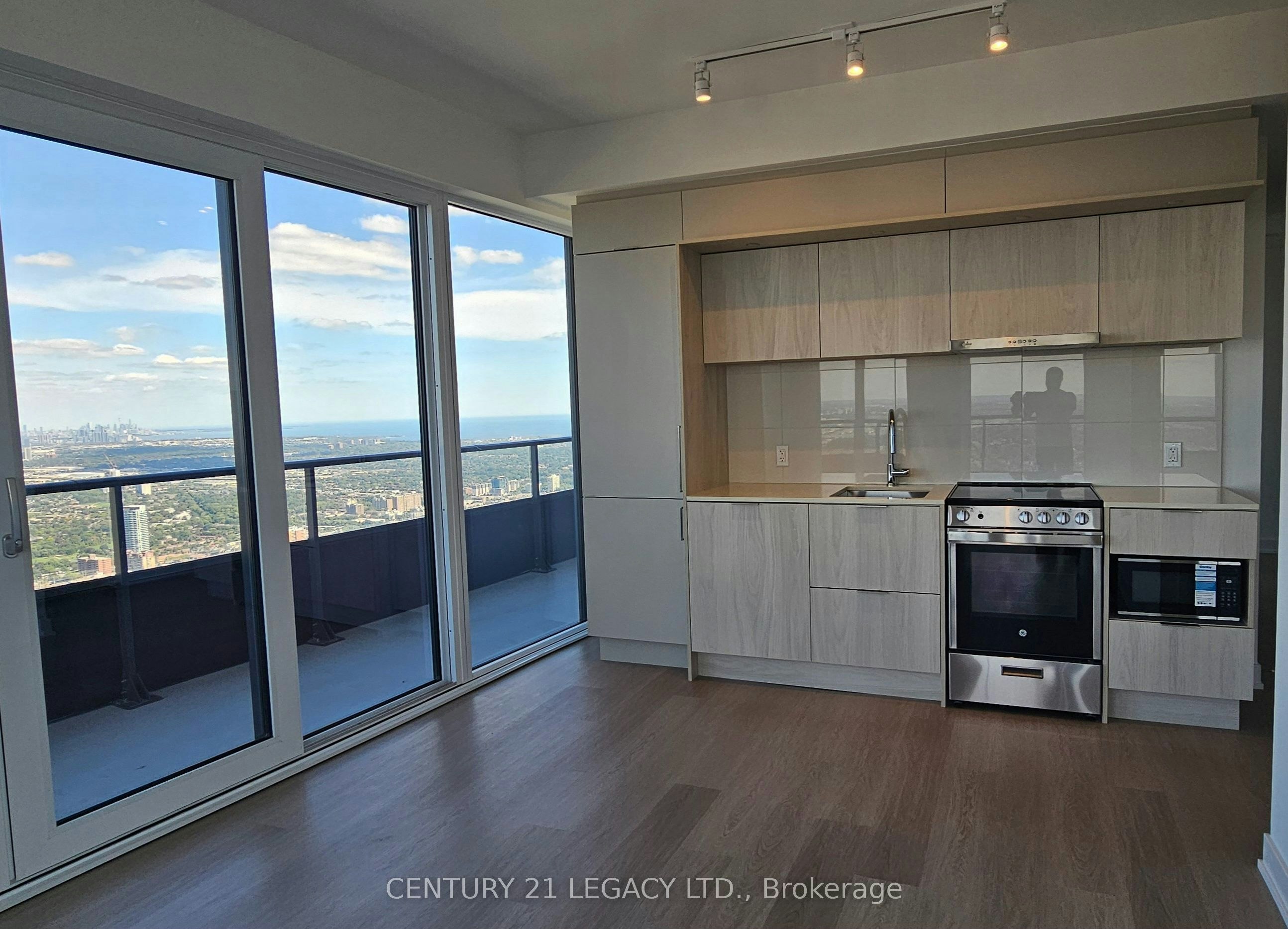 7505-448 Burnhamthorpe Road W, Mississauga, ON, L5B 0R4 - 5