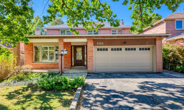 2152 Munn's Avenue