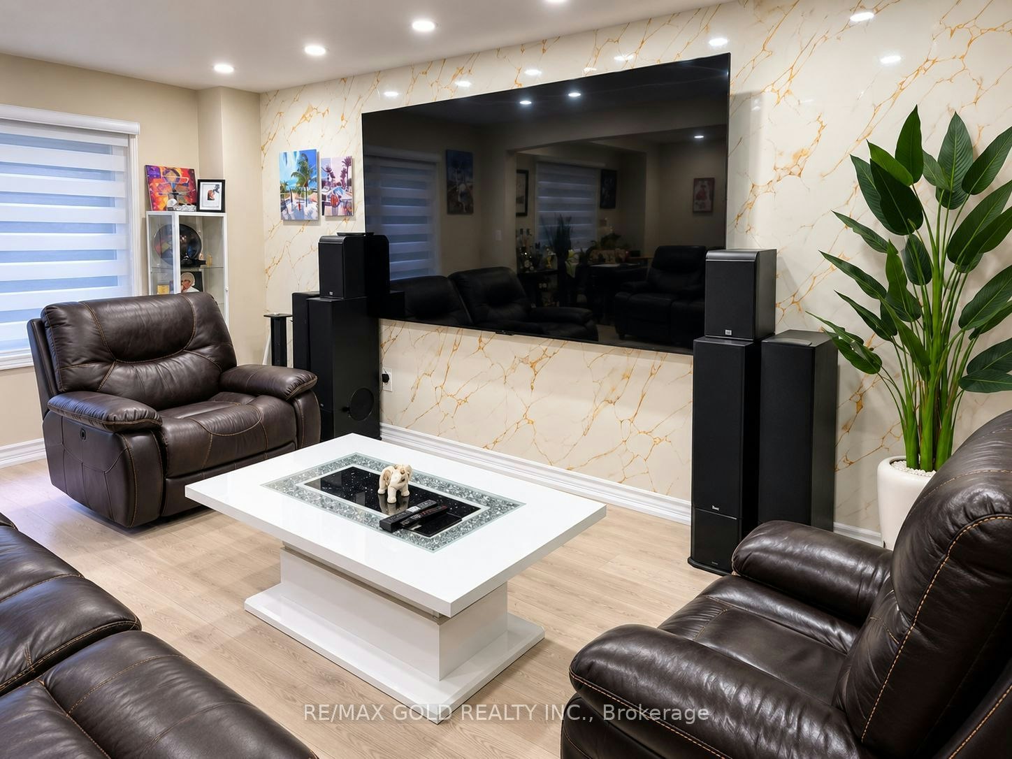 97 Banting Crescent, Brampton, ON, L6Y 2M3 5