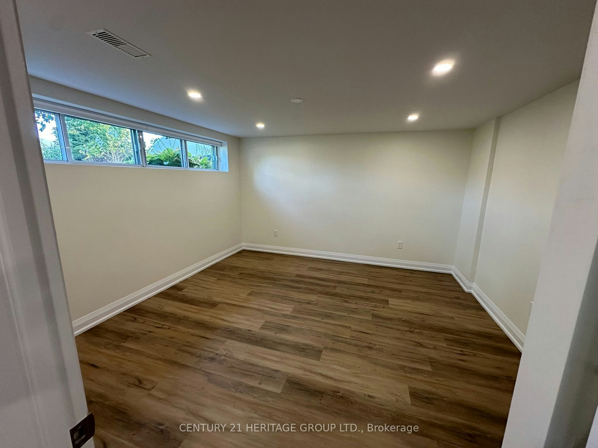 Basement-49 Larstone Avenue, Toronto, ON, M8Z 2N7 - 5