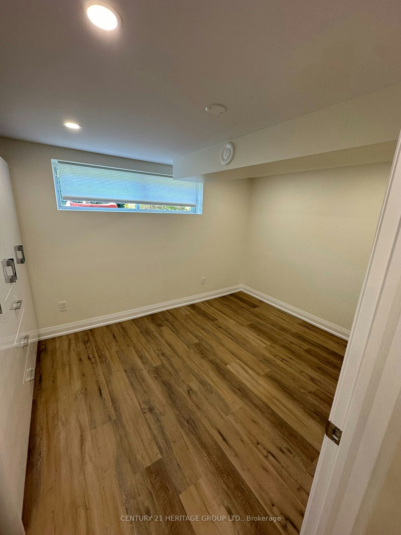 Basement-49 Larstone Avenue, Toronto, ON, M8Z 2N7 - 11