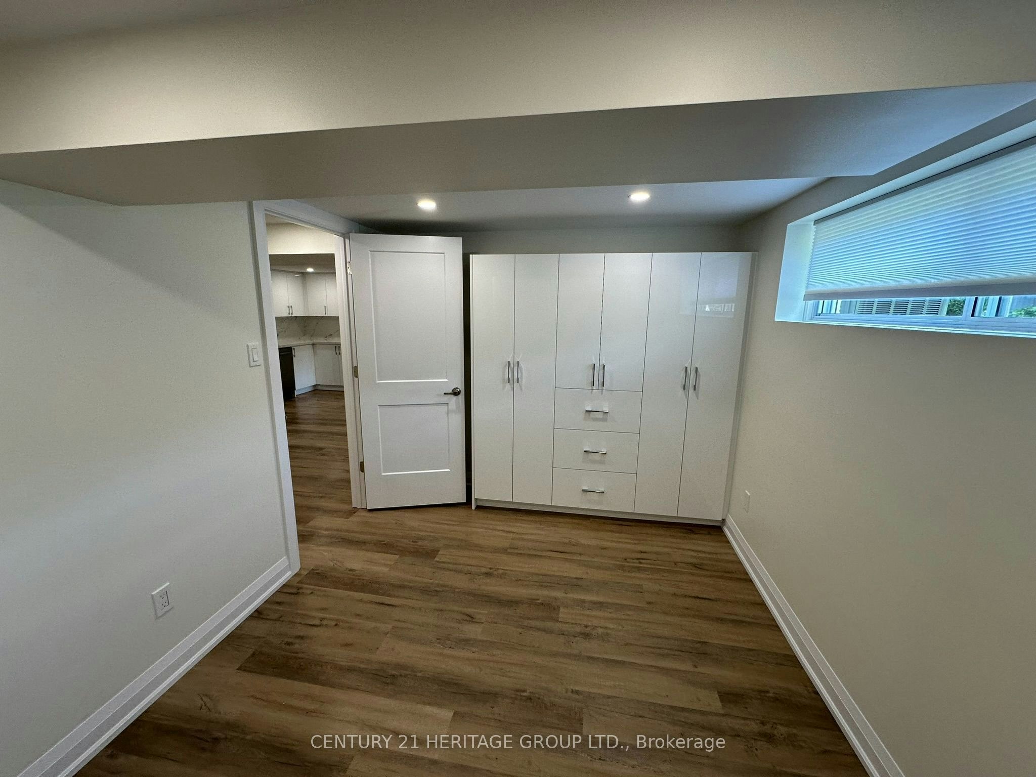 Basement-49 Larstone Avenue, Toronto, ON, M8Z 2N7 - 12