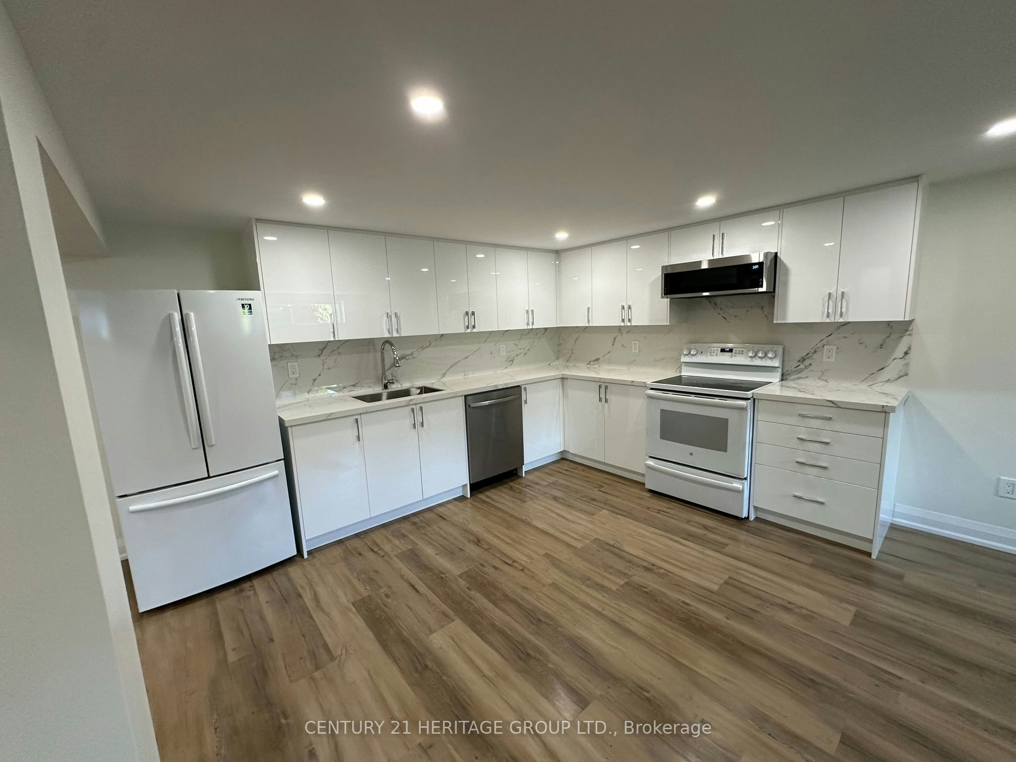 Basement-49 Larstone Avenue, Toronto, ON, M8Z 2N7 - 3