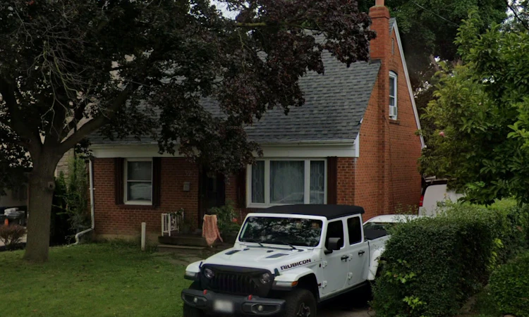 32 Amesbury Drive