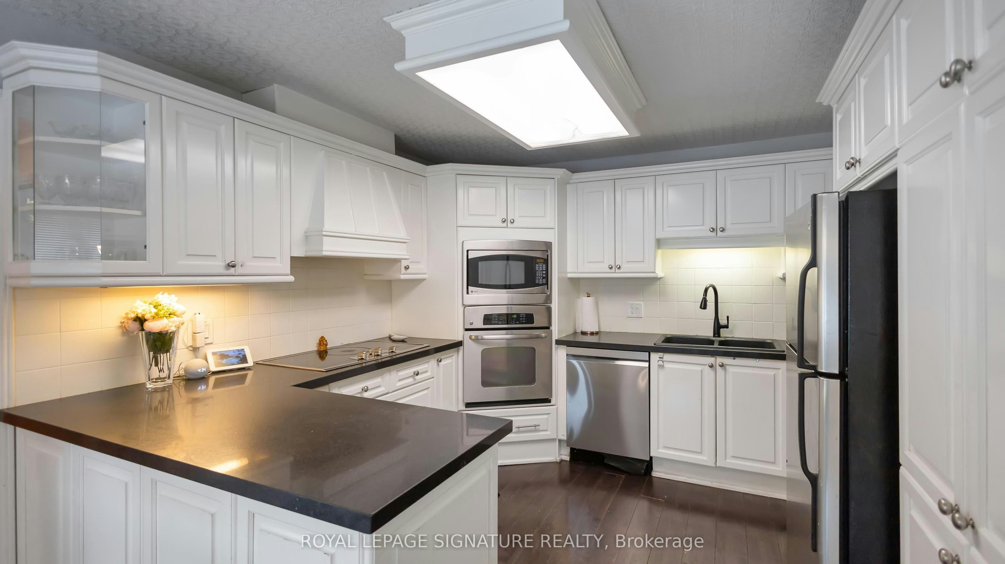 1821 Pilgrims Way, Oakville, ON, L6M 1X2 - 11