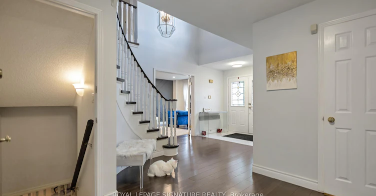 1821 Pilgrims Way, Oakville, ON, L6M 1X2