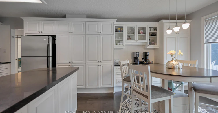 1821 Pilgrims Way, Oakville, ON, L6M 1X2 - 14