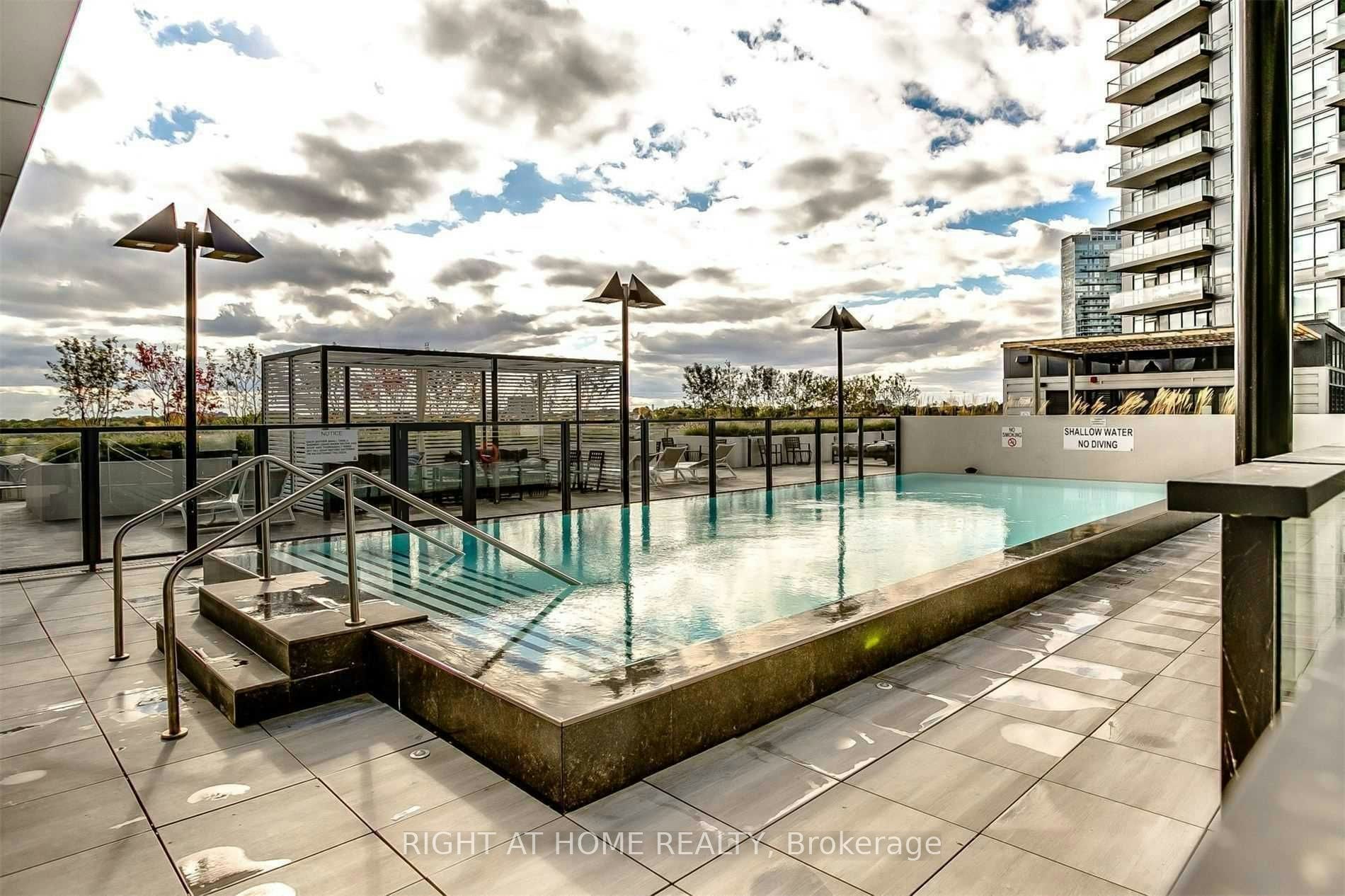 2501-10 Park Lawn Road, Toronto, ON, M8Y 3H8 - 15