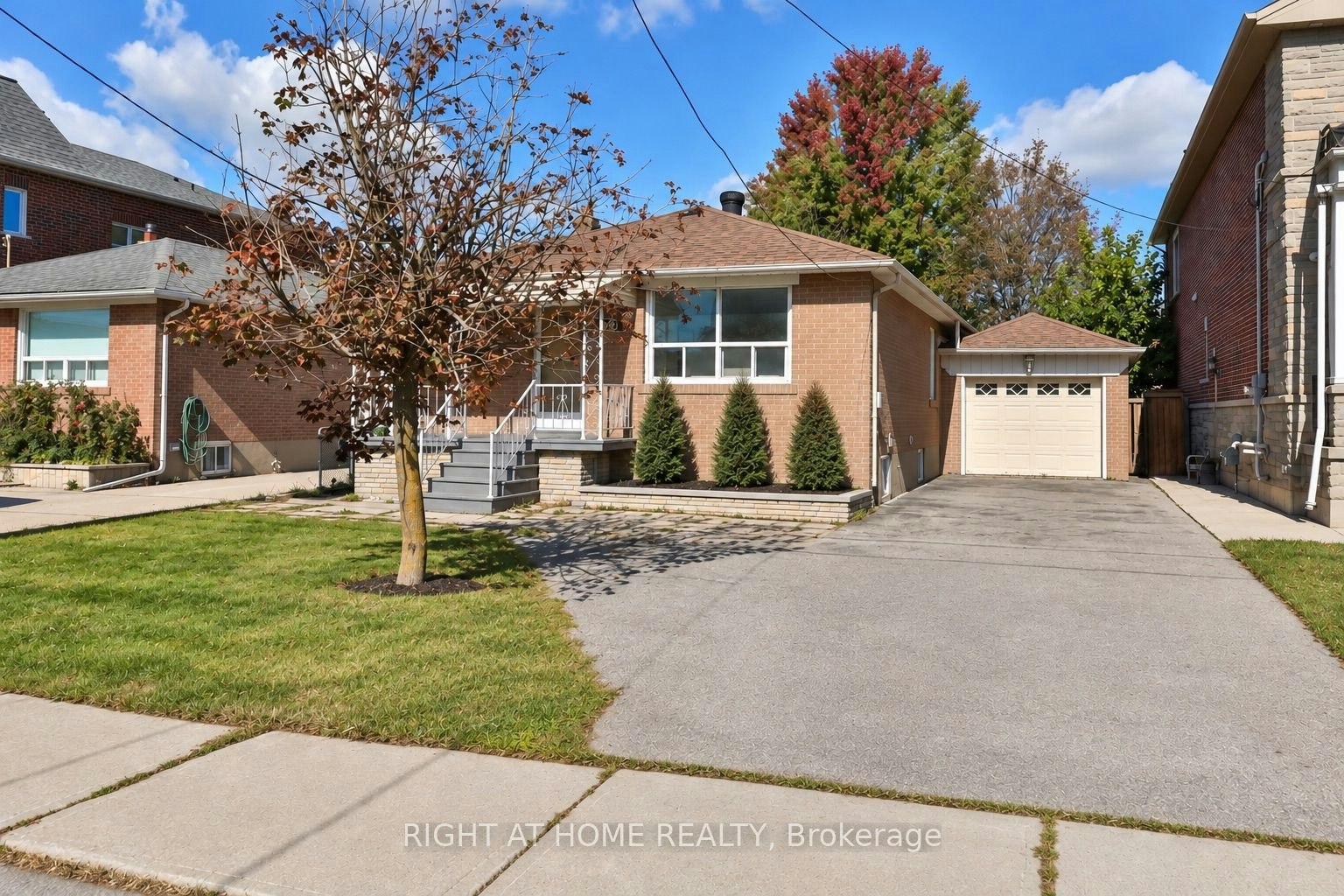 22 Katherine Road, Toronto, ON, M3K 1H9