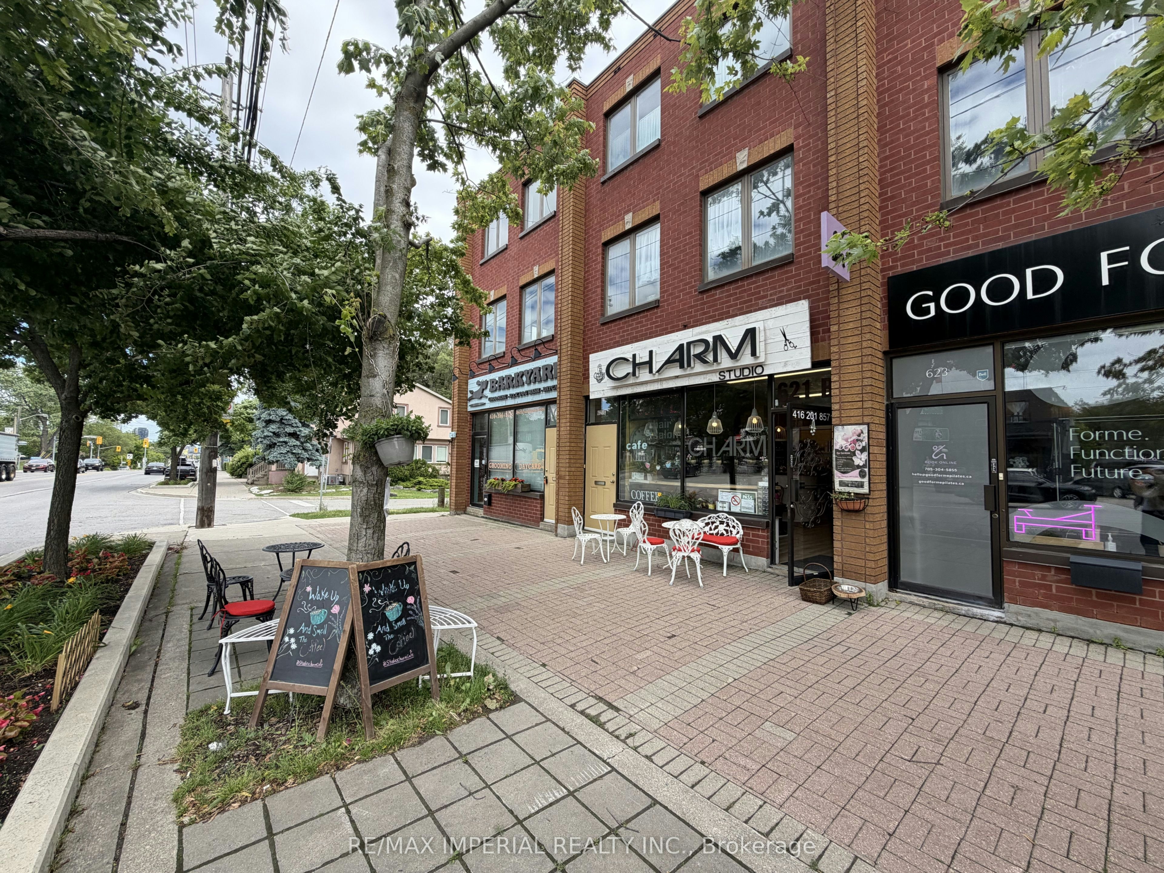 621B&C The Queensway N/A, Toronto, ON, M8Y 1K4