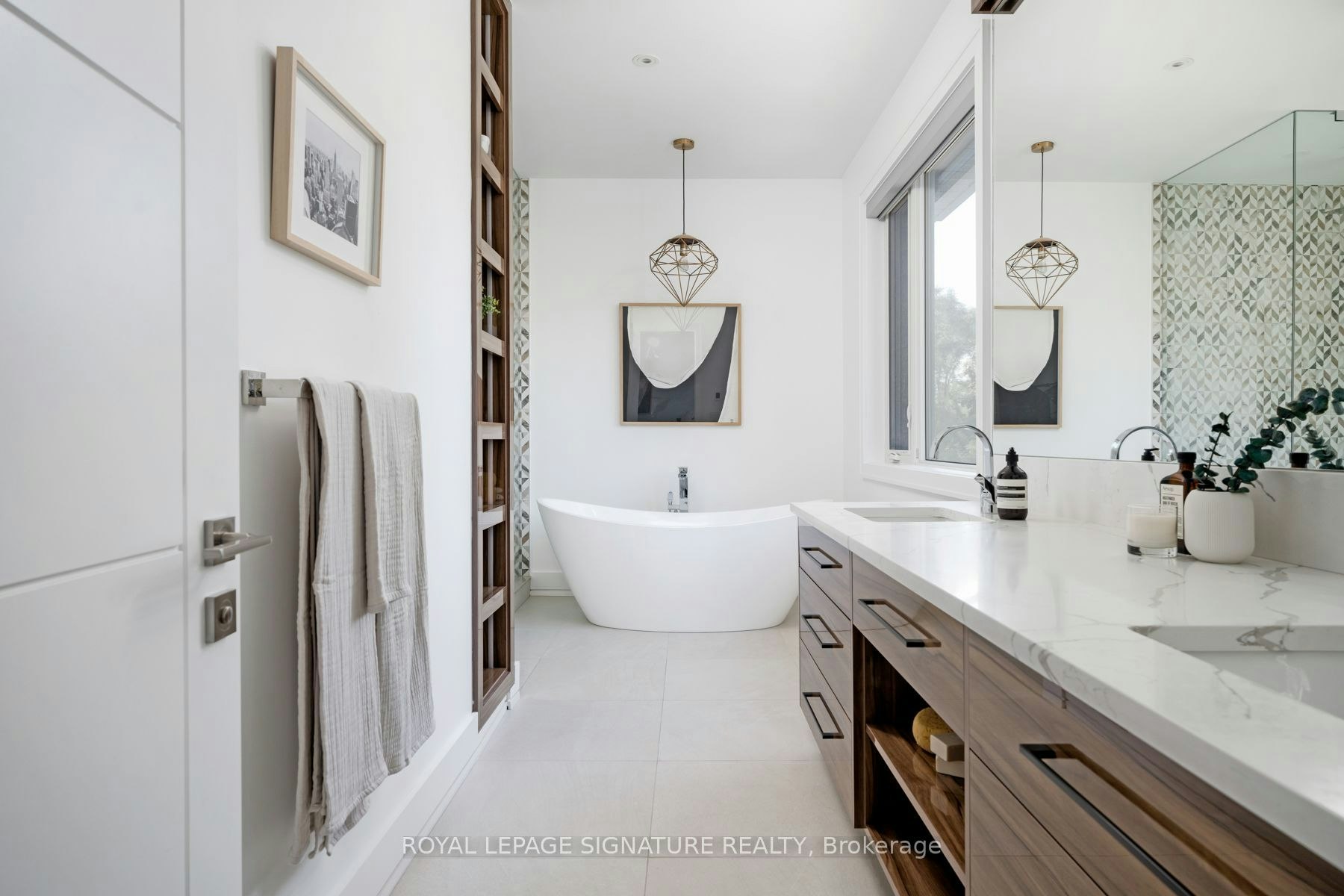 34 Edgecroft Road, Toronto, ON, M8Z 2B6 - 26