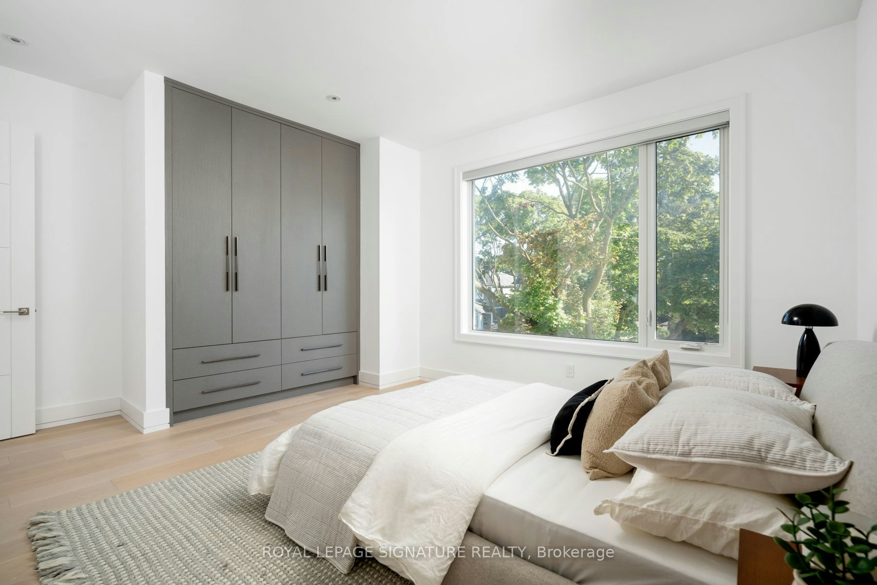 34 Edgecroft Road, Toronto, ON, M8Z 2B6 - 36