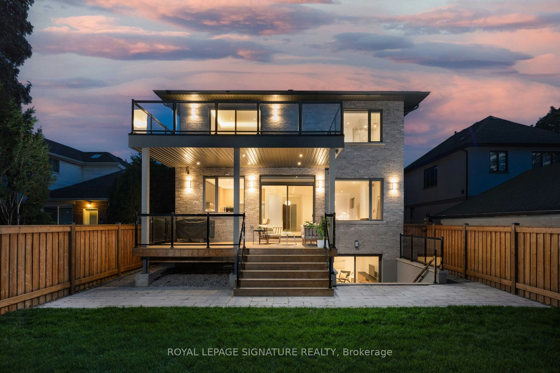 34 Edgecroft Road, Toronto, ON, M8Z 2B6 - 48