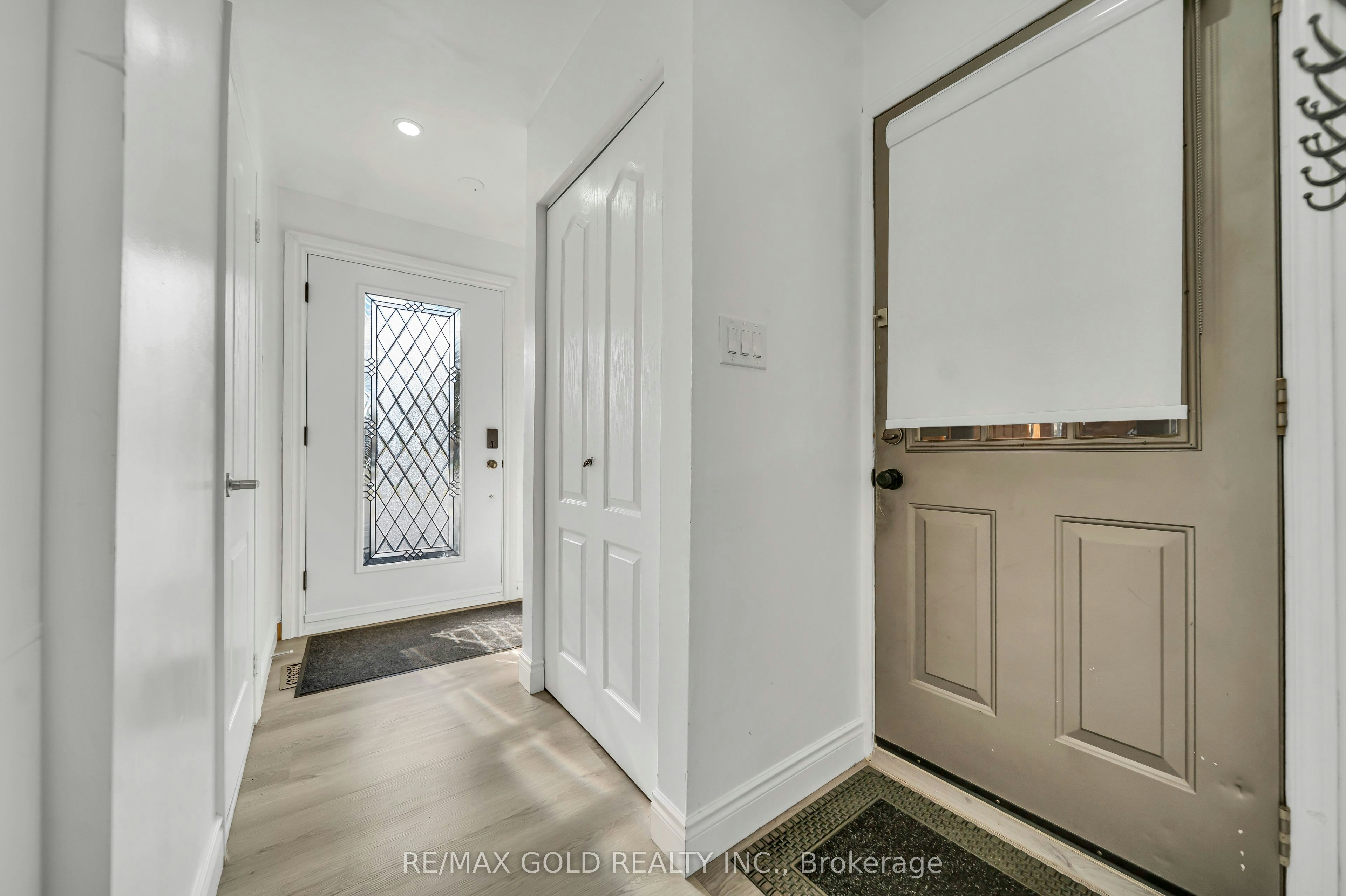 Main-70 Glenmore Crescent, Brampton, ON, L6S 1H8 - 7