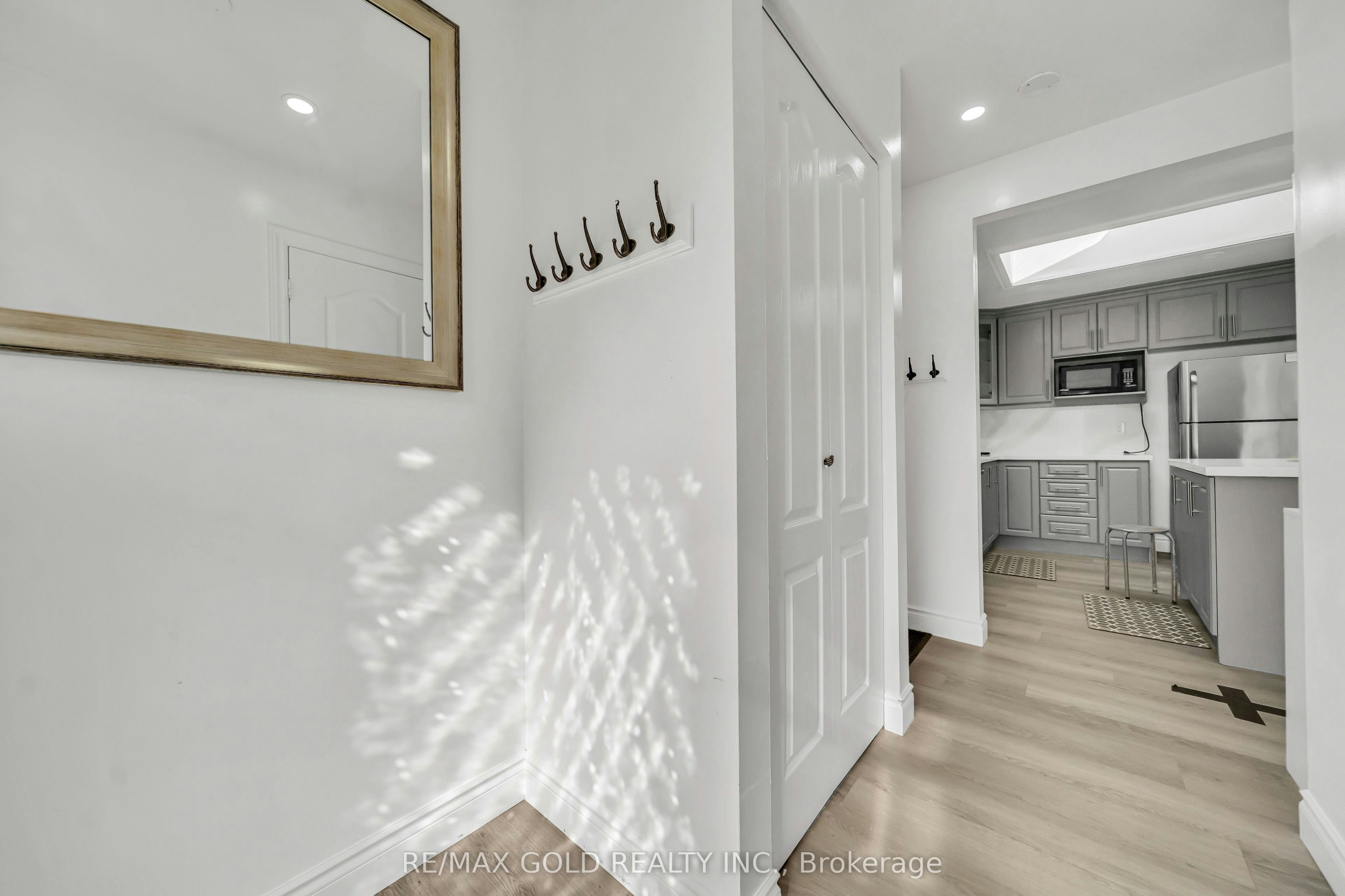 Main-70 Glenmore Crescent, Brampton, ON, L6S 1H8 - 6
