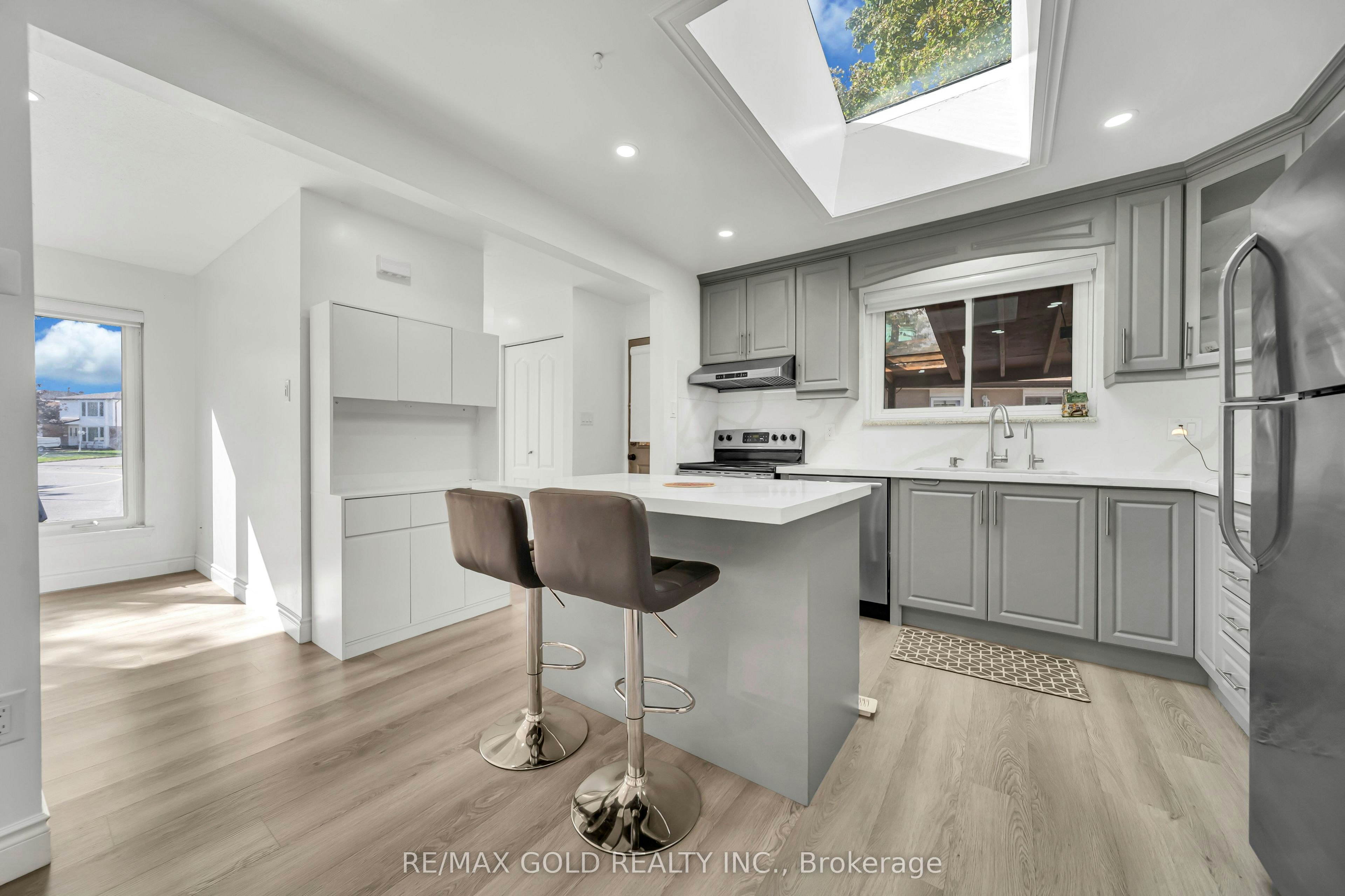 Main-70 Glenmore Crescent, Brampton, ON, L6S 1H8 - 16