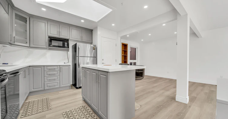 Main-70 Glenmore Crescent, Brampton, ON, L6S 1H8 - 9
