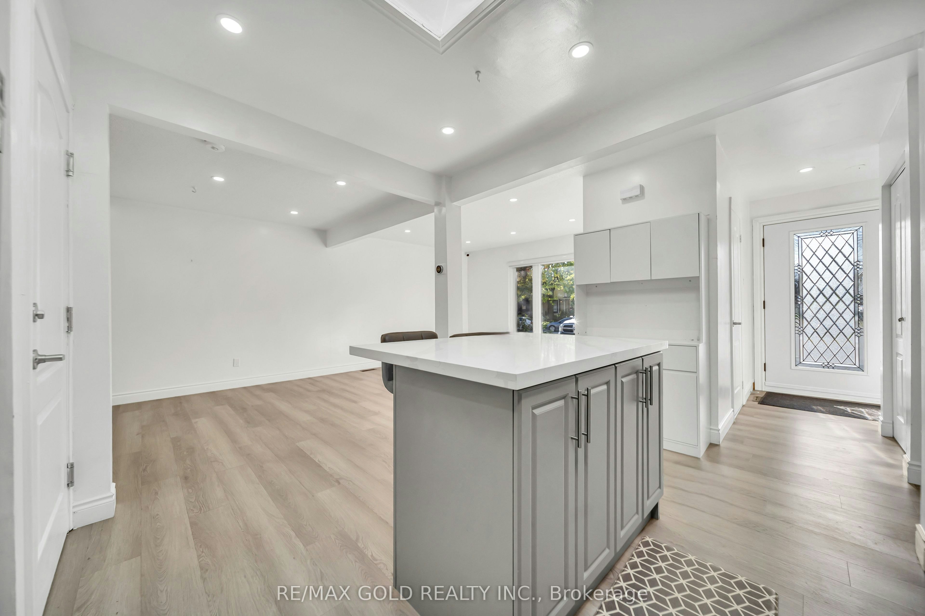 Main-70 Glenmore Crescent, Brampton, ON, L6S 1H8 - 13