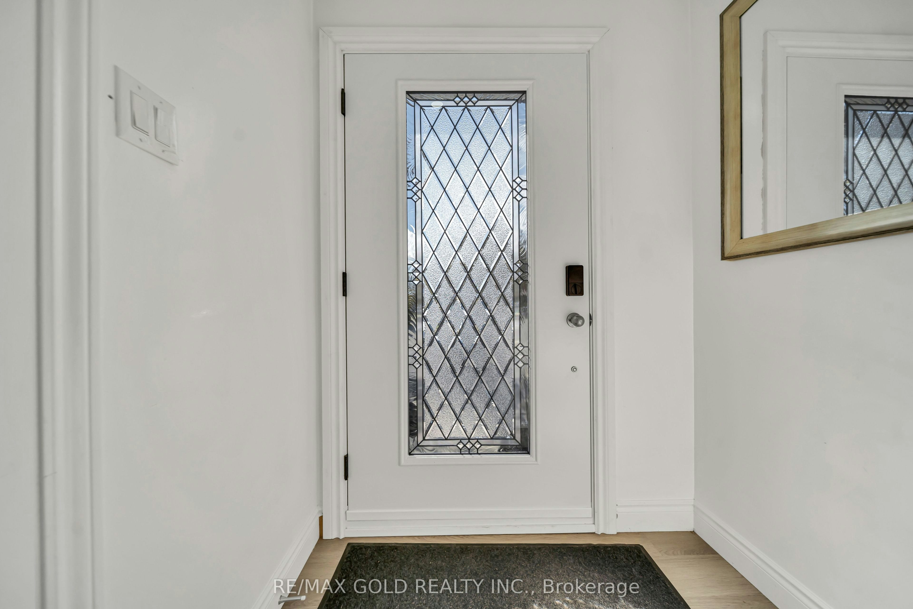 Main-70 Glenmore Crescent, Brampton, ON, L6S 1H8 - 5