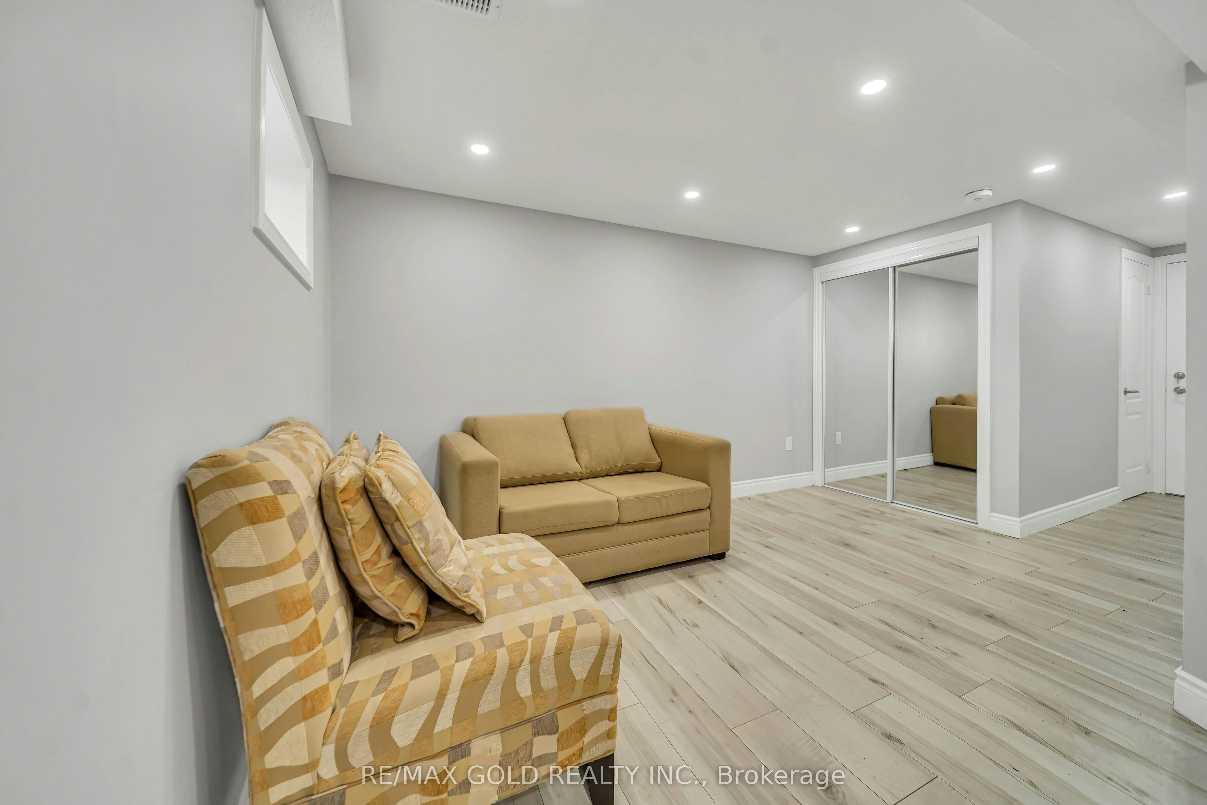 Basement-70 Glenmore Crescent, Brampton, ON, L6S 1H8 - 9