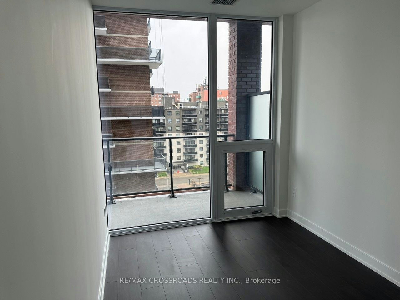 612-28 Ann Street, Mississauga, ON, L5G 0E1 - 9