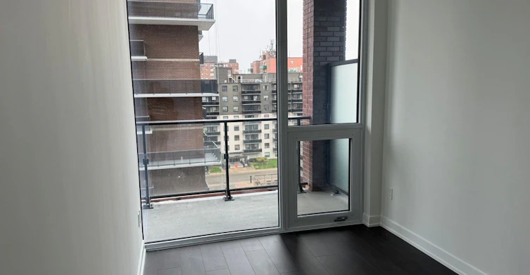 612-28 Ann Street, Mississauga, ON, L5G 0E1 - 9