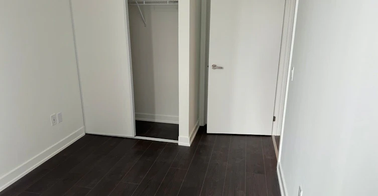 612-28 Ann Street, Mississauga, ON, L5G 0E1 - 10