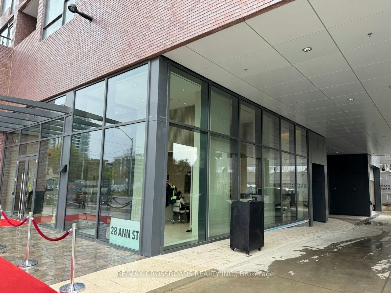 612-28 Ann Street, Mississauga, ON, L5G 0E1 - 2