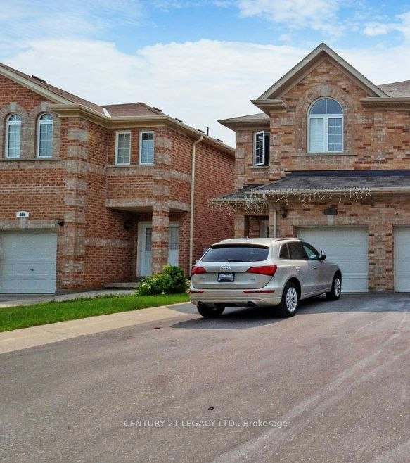 385 Comiskey Crescent, Mississauga, ON, L5W 0C6