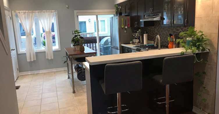 30 Pont Lane, Toronto, ON, M9N 0A7 - 5