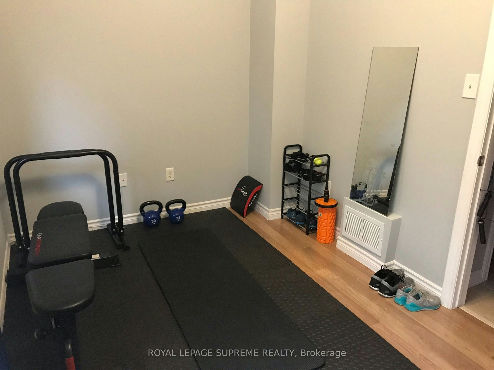 30 Pont Lane, Toronto, ON, M9N 0A7 - 7