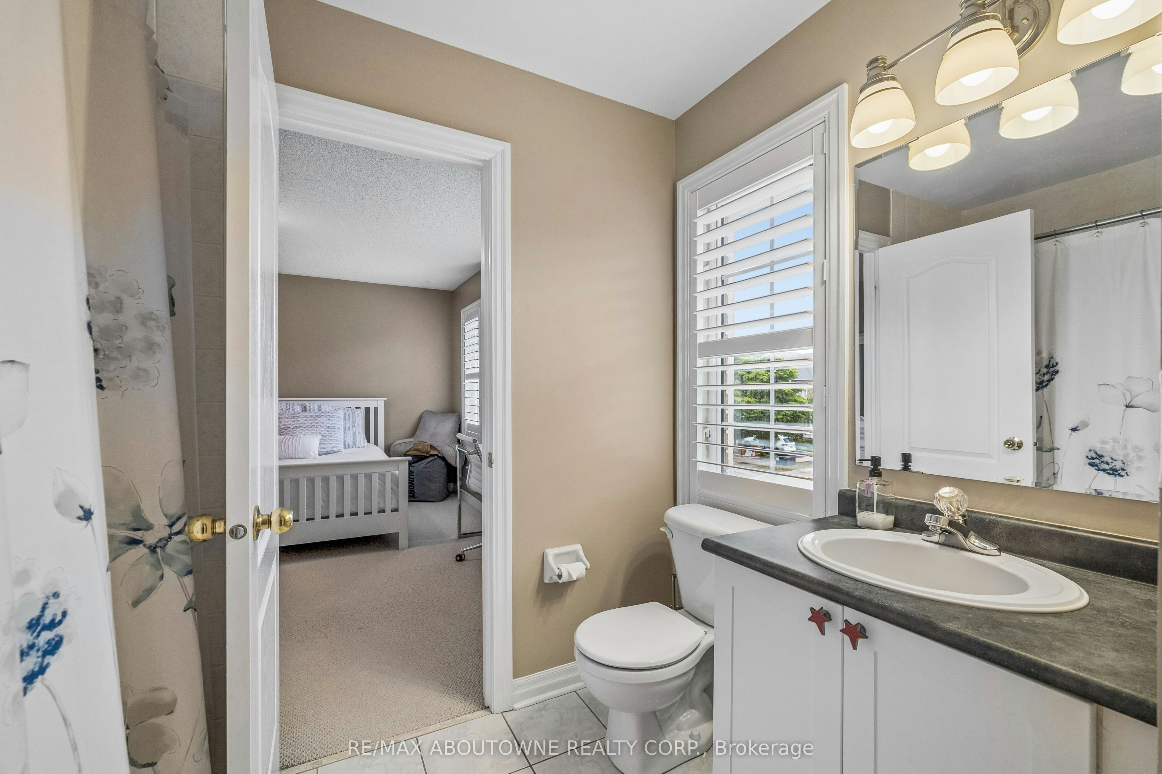 2163 Blackforest Crescent, Oakville, ON, L6M 4T7 - 36